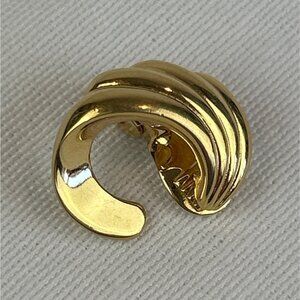 Vintage Monet Gold Tone Textured Swirl Clip On Earring Single 80s 90s